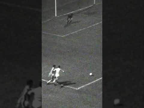 Heavy Touch, Perfect Finish &ndash; Stevie Chalmers!?⚽