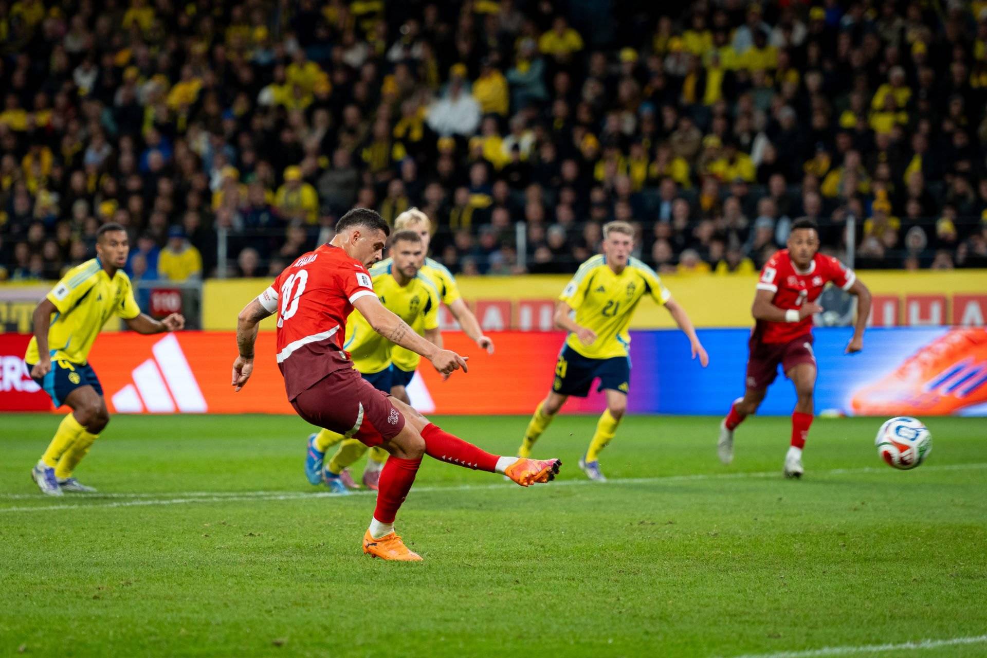 Boos and insults as Sweden’s World Cup hopes in tatters, as Celtic’s Benjamin Nygren left powerless