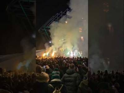 Celtic Fans Against The Board Protest Outside Stadium #celticfc #celticfans #football #Desmondout Celtic Fans Against The Board Protest Outside Stadium #celticfc #celticfans #football #Desmondout