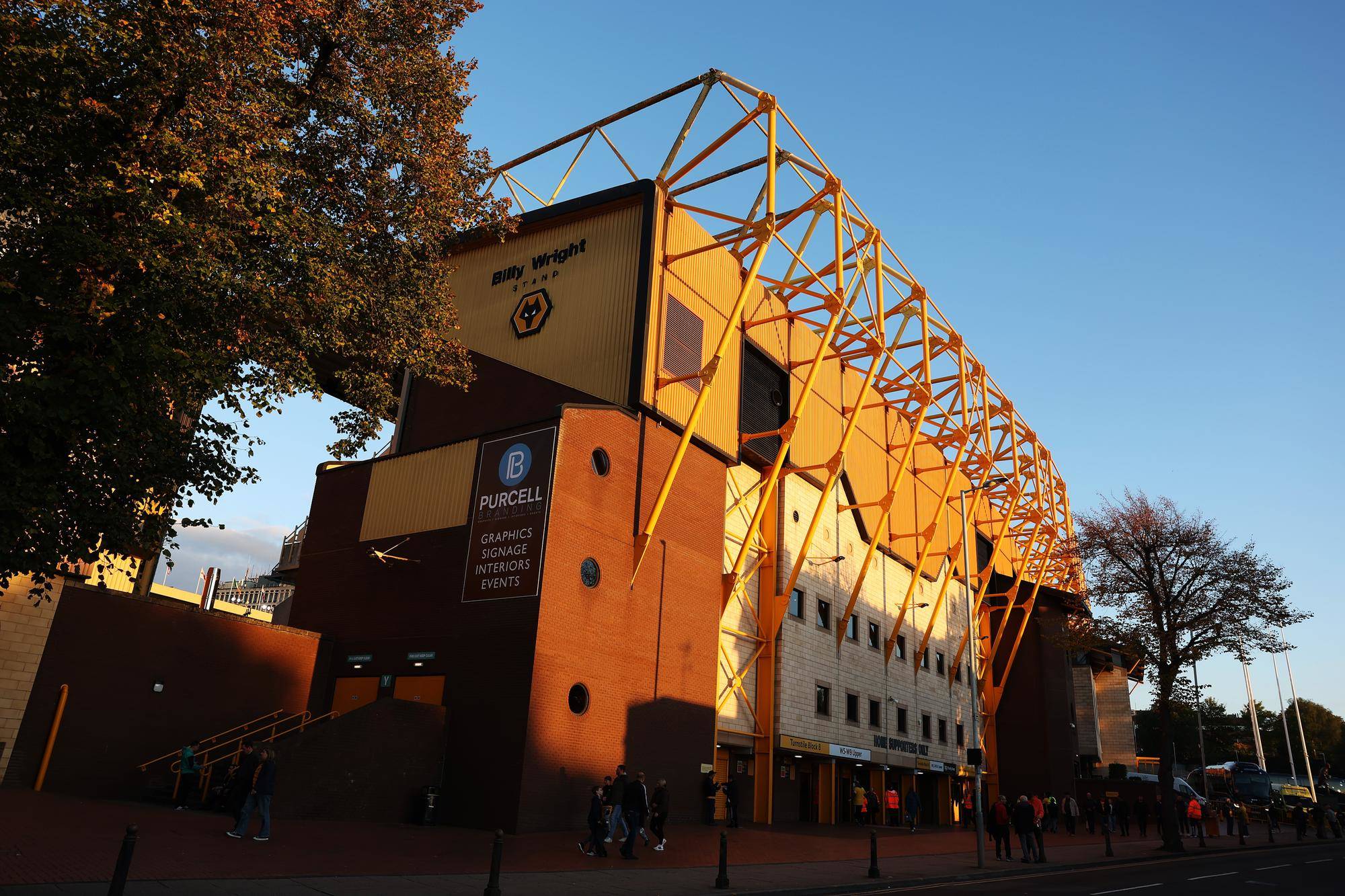 Former Celtic boss on Wolves next manager ‘radar’ as Crystal Palace put admired boss on their long list
