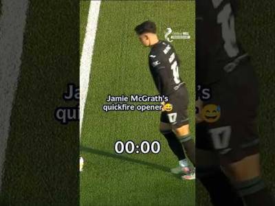 Hibernian score after 19 SECONDS! ⏰️