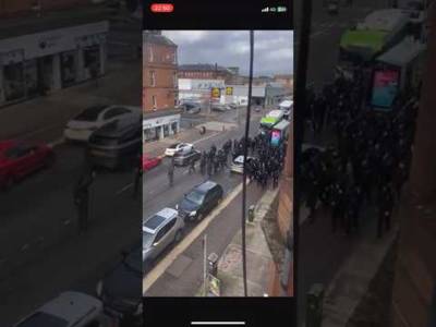 Rangers Fans COWARDLY Attack On Man Waiting For Bus #rangersfc #celticfc #unionbears #rangersfans