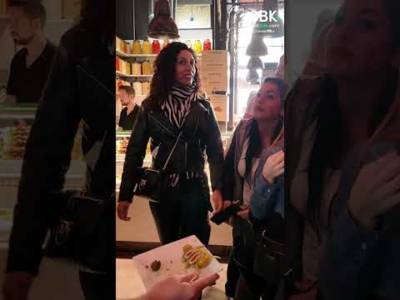 🇪🇸 Slaney Making Friends in Madrd 🤣 🇪🇸 Slaney Making Friends in Madrd 🤣