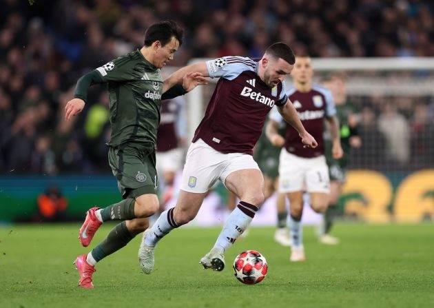 Aston Villa midfielder pens contract extension, ending Celtic speculation