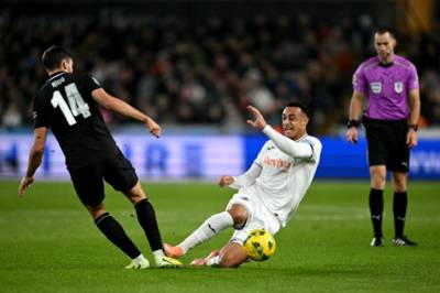 Adam Idah set for change at Swansea City with manager decision expected