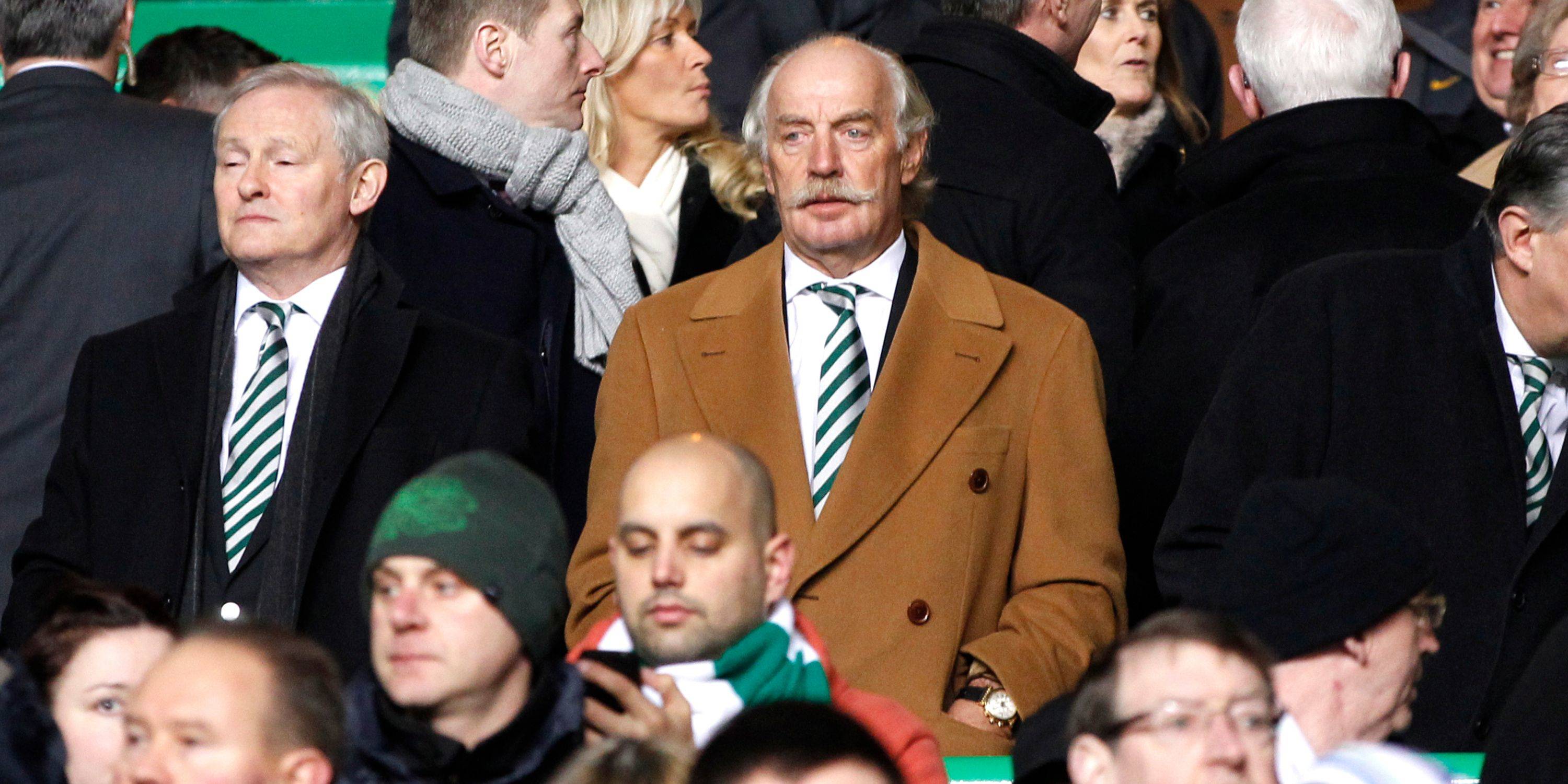 Desmond set to hold Celtic talks with “amazing” 4-2-3-1 manager this week