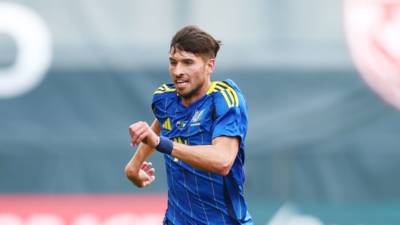 Celtic tipped to sign international centre-back to replace Cameron Carter-Vickers