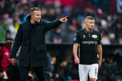 Pierre van Hooijdonk – Robin van Persie battling to save his job Pierre van Hooijdonk – Robin van Persie battling to save his job