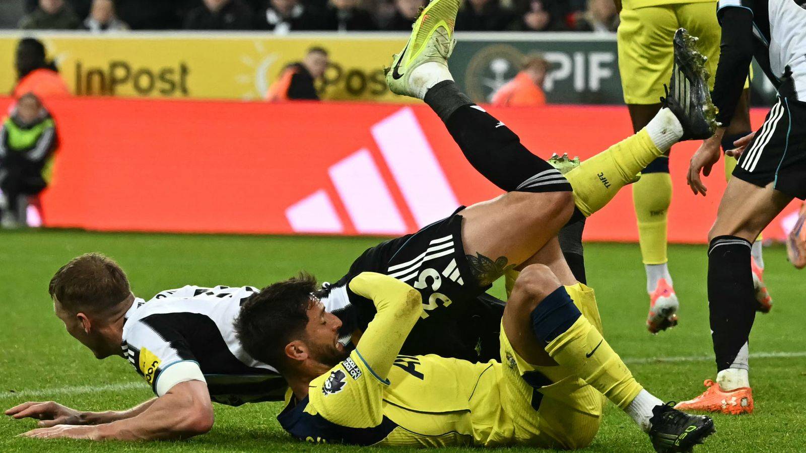 Ref Watch LIVE! Newcastle, Liverpool and Forest incidents analysed