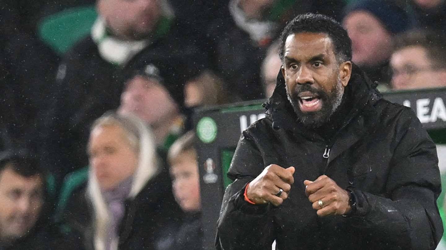 ‘He’s finished’ &ndash; Celtic player slammed by fans for display in final