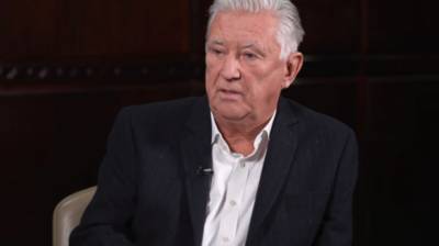 Tom English shares what he told ‘senior’ people at Rangers about Peter Lawwell amid Celtic exit Tom English shares what he told ‘senior’ people at Rangers about Peter Lawwell amid Celtic exit