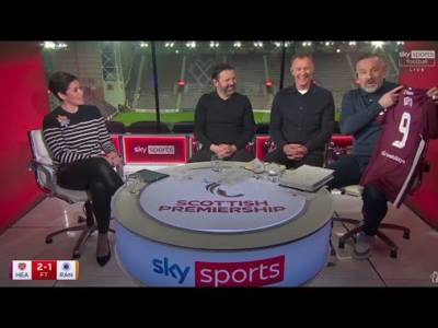 Kris Boyd SLAUGHTERS RANGERS Defending, Now Supporting Hearts 😂 | Hearts 2-1 Rangers