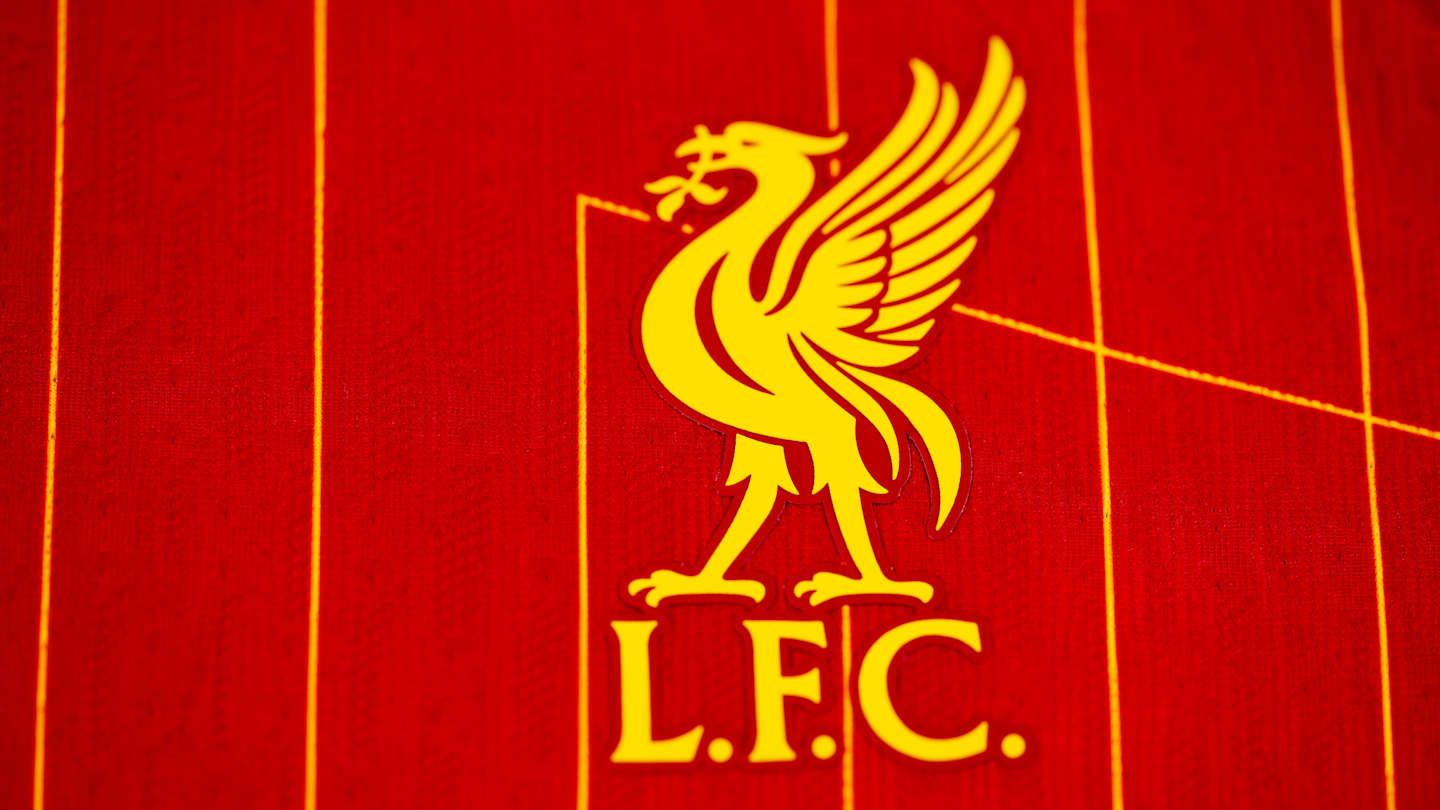 Celtic tipped to sign Liverpool hero after Fabrizio Romano confirms news