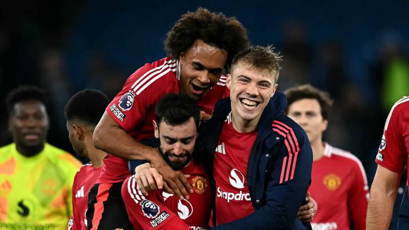 Manchester United hand striker transfer boost to Celtic