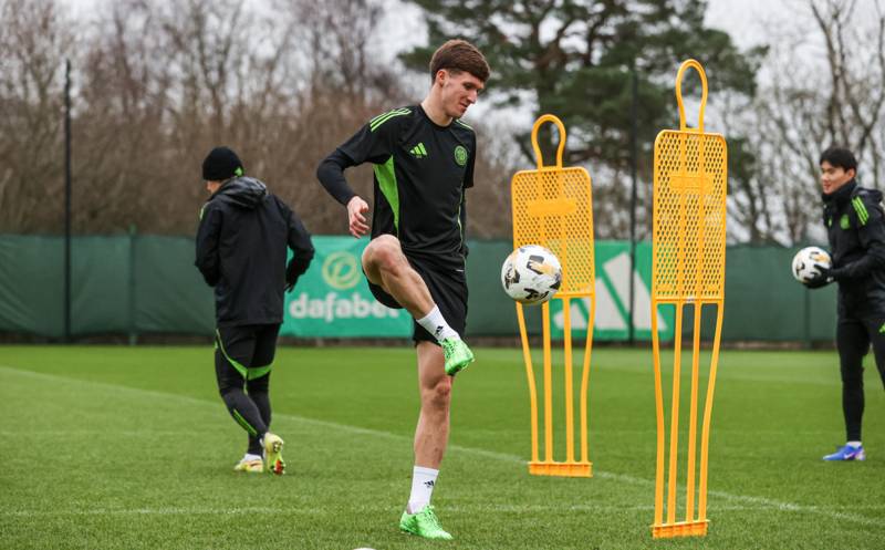 Wilfried Nancy delves into Celtic striker issue, how he is treating Johnny Kenny and Cucho Hernandez question