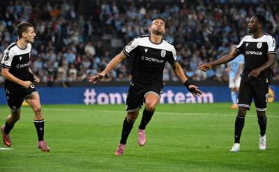 New twist in race for Celtic favourite Giorgos Giakoumakis as continental giants launch bid New twist in race for Celtic favourite Giorgos Giakoumakis as continental giants launch bid