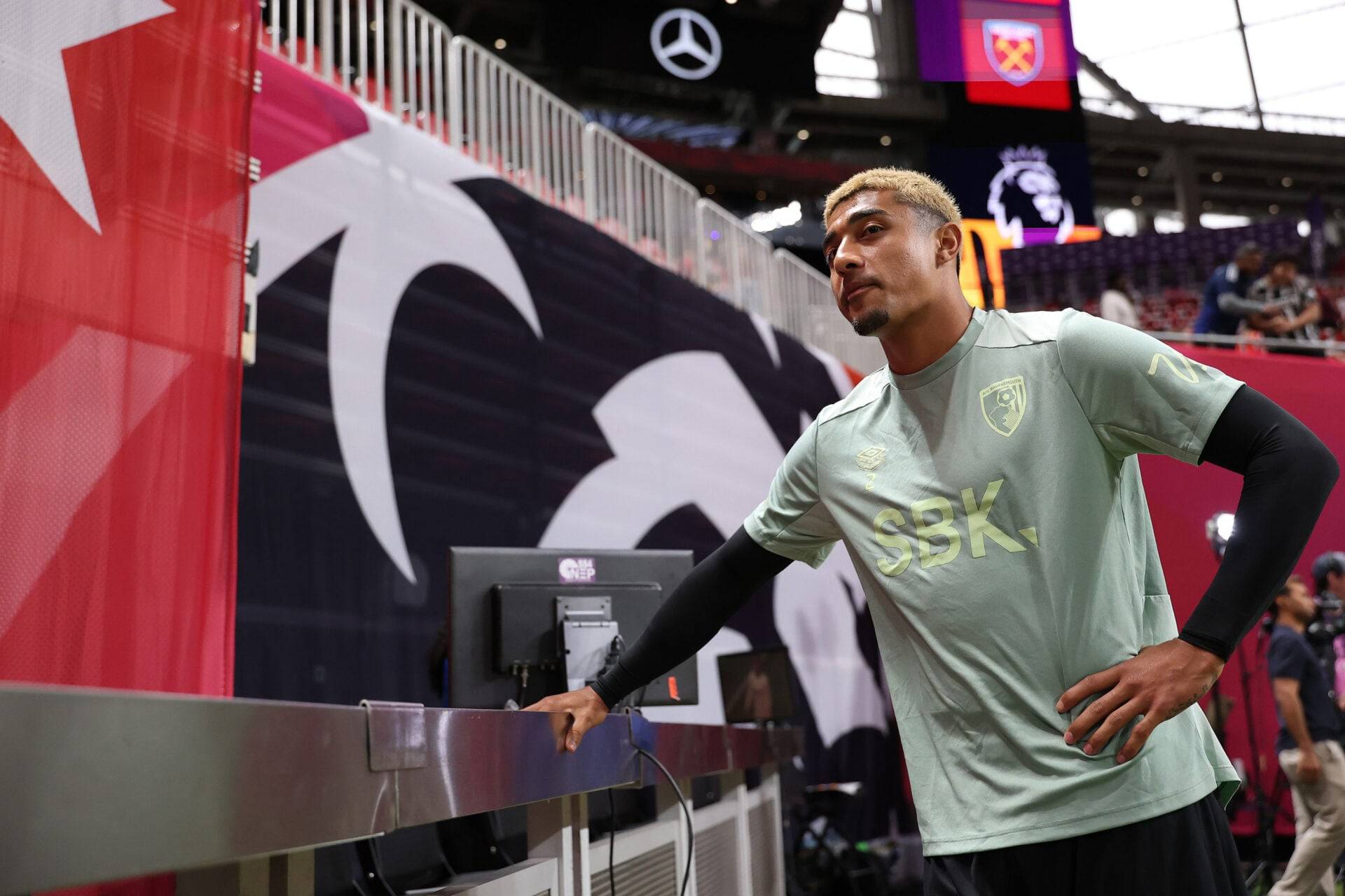 Transfer latest as Bournemouth make a significant move in Celtic’s push to sign Julian Araujo