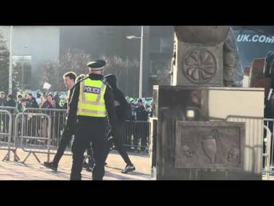 Crazy Scenes!! Rangers Team Bus Arriving Before the Celtic V Rangers Game!! Crazy Scenes!! Rangers Team Bus Arriving Before the Celtic V Rangers Game!!