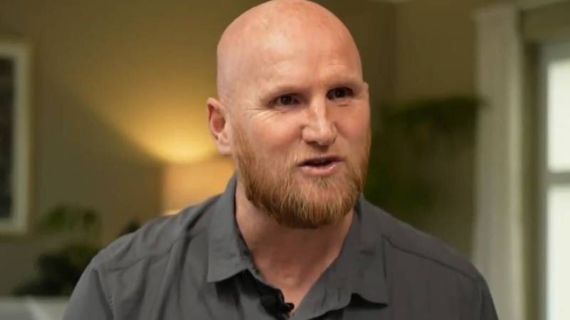 Perplexed John Hartson sends a passionate message after Celtic lose to Rangers