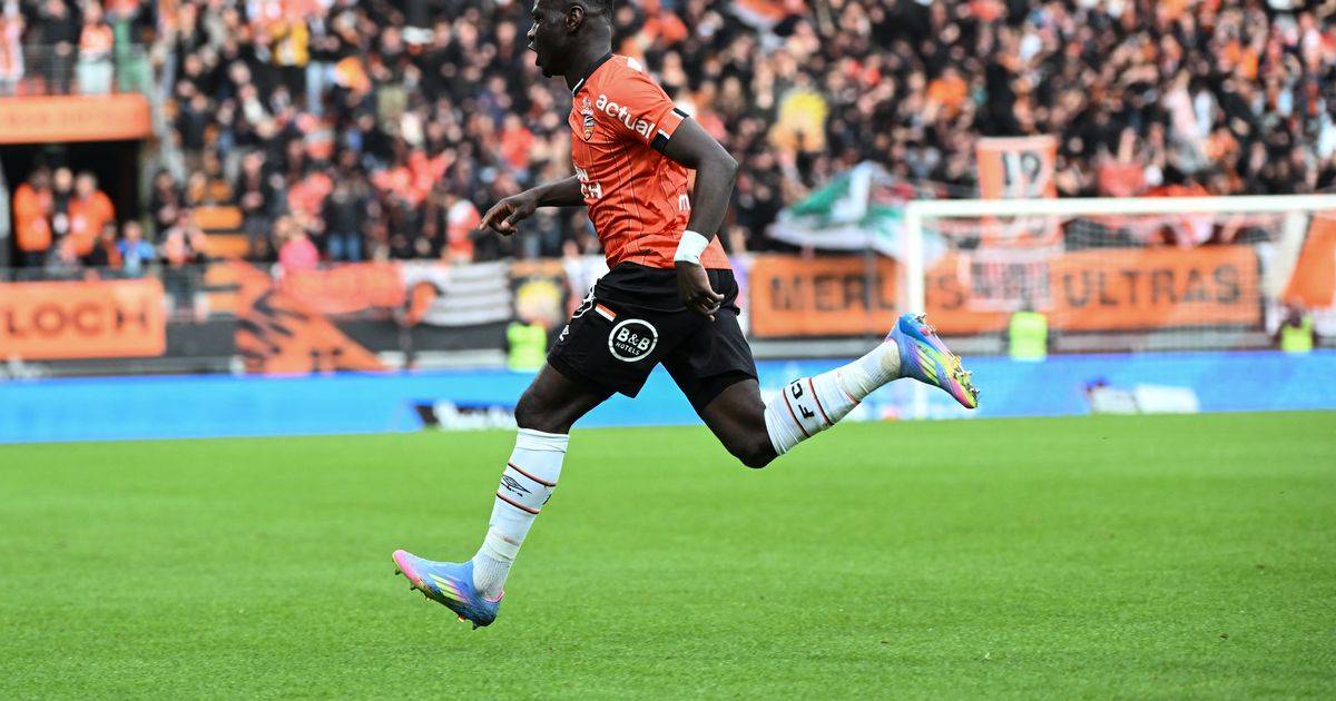 Celtic transfer state of play on Bowie, Laquintana and Bamba as bad boy strike target sanctioned by boss