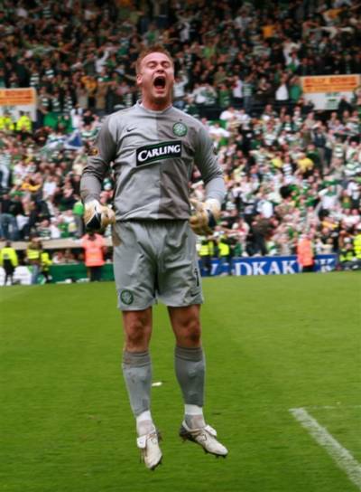 Photo of the day: Boruc celebrates a last gasp title