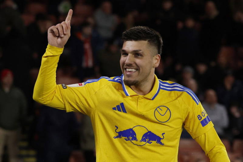 Celtic ‘Hold Talks’ With £10 Million Striker