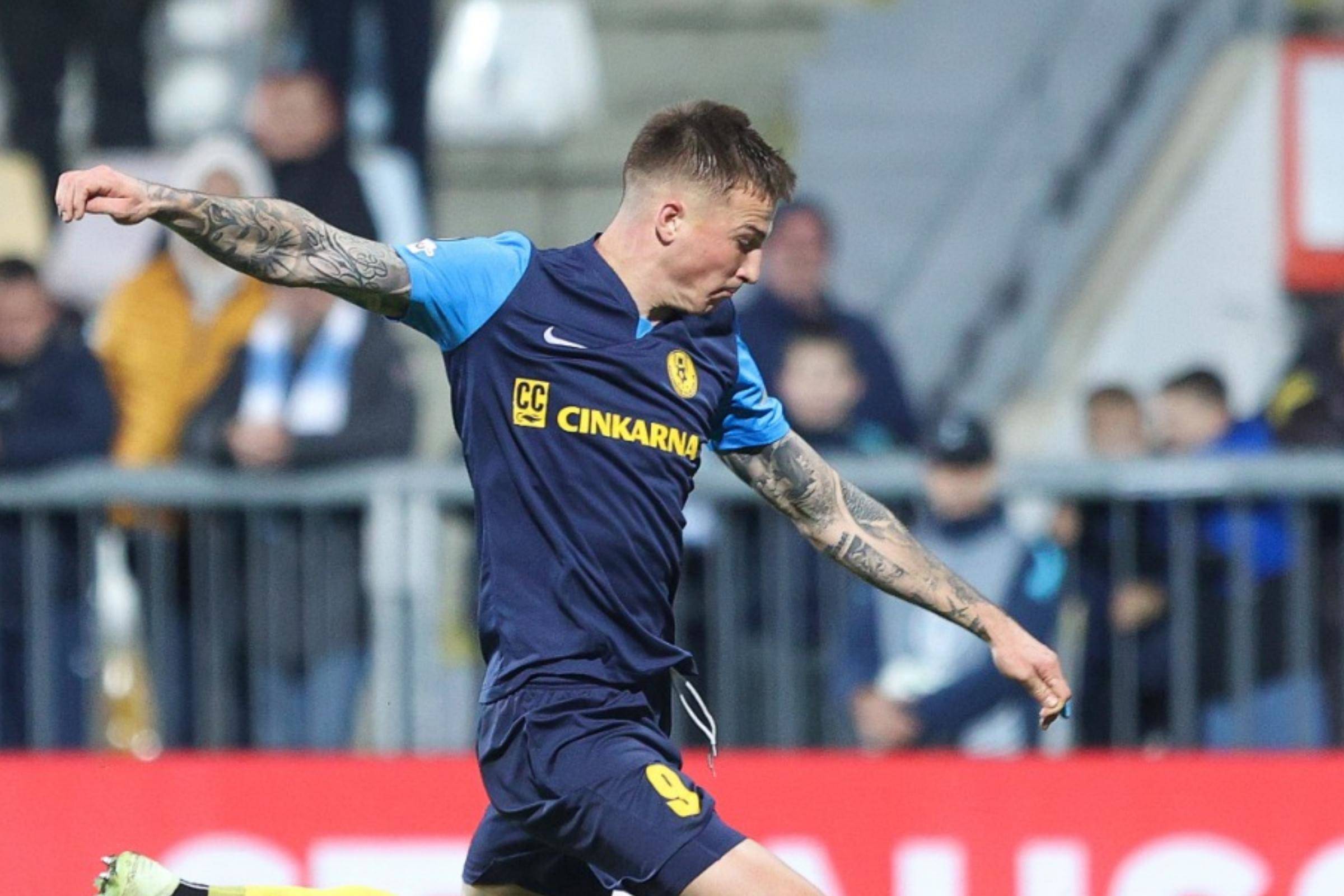 Celtic transfer blow as striker target ‘set’ for £2.6m move elsewhere