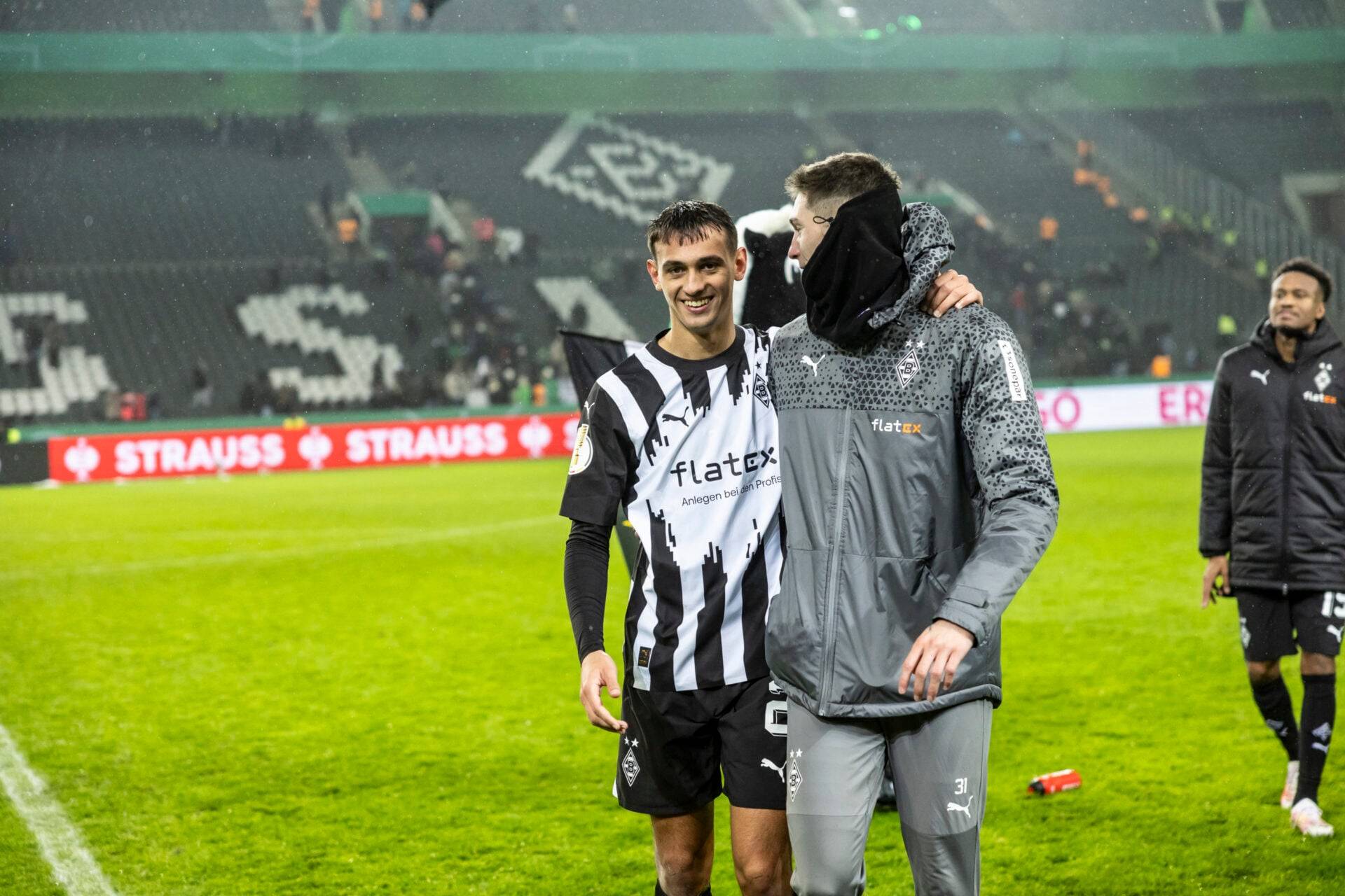 When Celtic will announce Tomas Cvancara as player is pictured flying with agent to the UK
