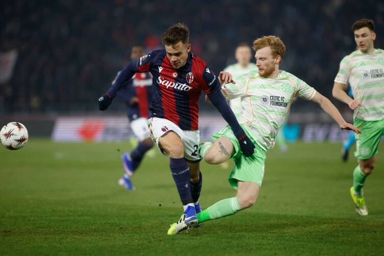 Winning run under Martin O’Neill ends as 10-man Celtic let two-goal lead slip