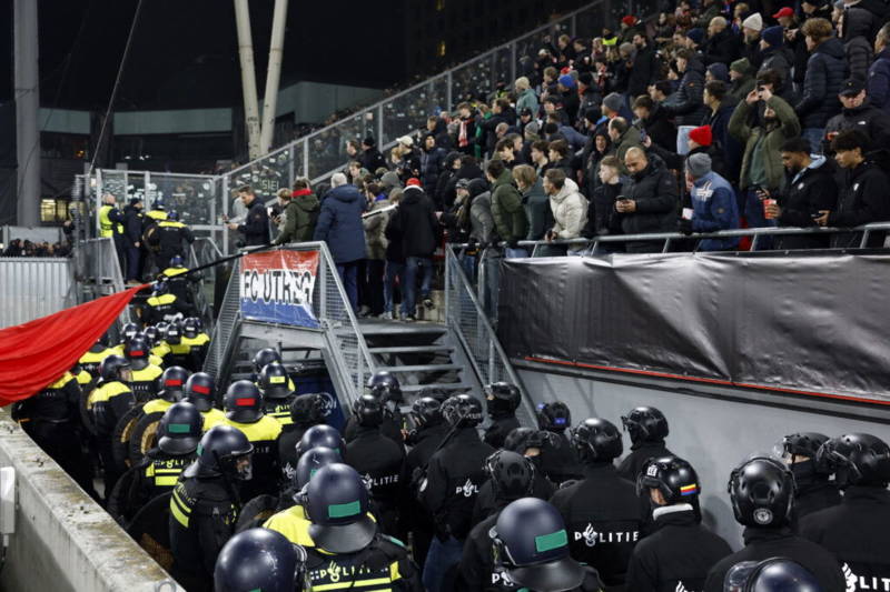 Utrecht Hold Crisis Talks Before Celtic Trip