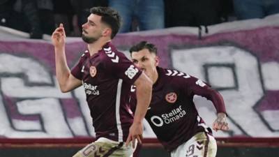 Hearts 2, Celtic 2: Claudio Braga salvages draw for Premiership leaders at Tynecastle
