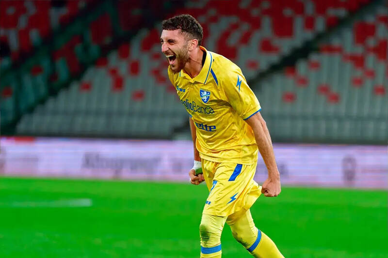 Fares Ghedjemis Celtic Transfer ‘Stalls’ Over Asking Price
