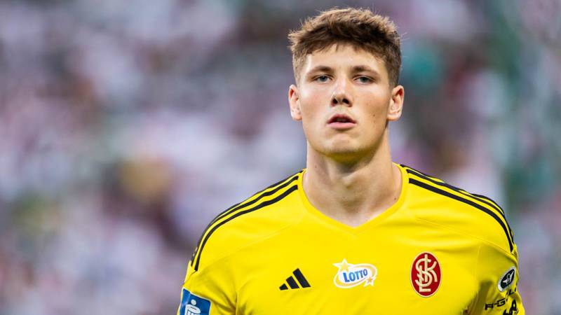 Celtic linked with Polish goalkeeper amid Kasper Schmeichel’s struggles