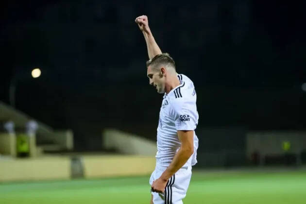 Celtic open talks for Bosnian striker as window draws to a close