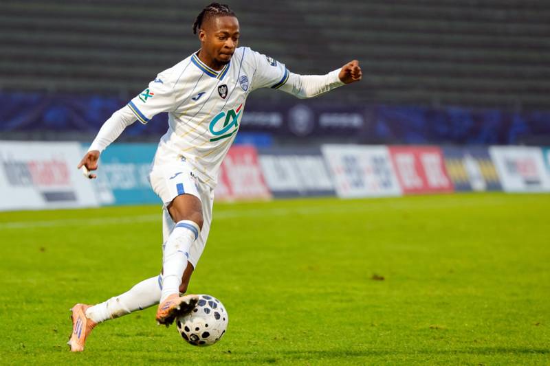 Celtic agree 2 deals, Rangers eye striker, Hibs land target, Dons raid Bundesliga &ndash; Scottish transfers