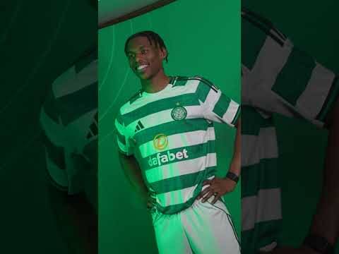 ?️ “I want to give my best for this club and try to win the title.” #WelcomeJunior | #CelticFC?