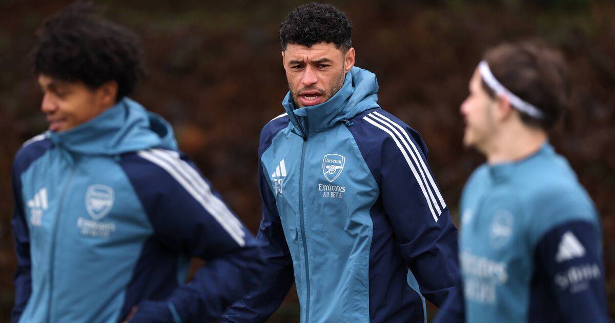 Alex Oxlade-Chamberlain in talks to join Celtic after Arsenal transfer tease