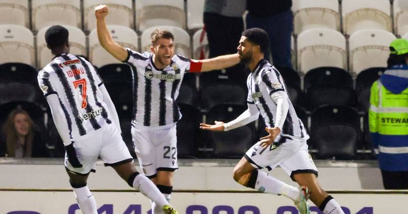 Hearts stumble at St Mirren as ten men feel the Premiership title pressure – five talking points