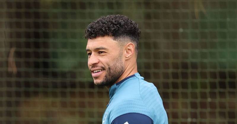 Alex Oxlade-Chamberlain having medical as Celtic target set to wave goodbye to Arsenal