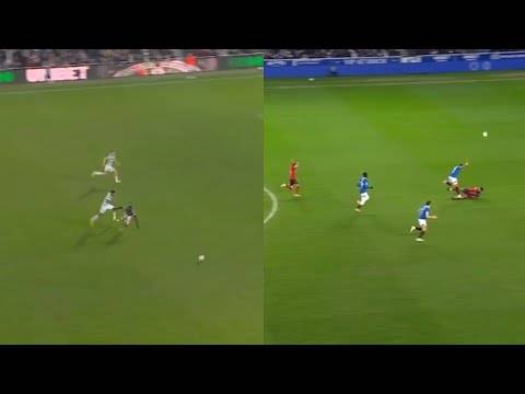 Trusty & Tavernier Cheating or Bias &ndash; Spot The Difference In Refereeing Between Celtic & Rangers