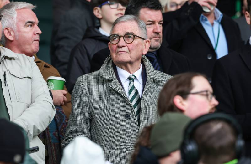 Celtic chief sends message to mutinous supporters and uses story of four fans as example