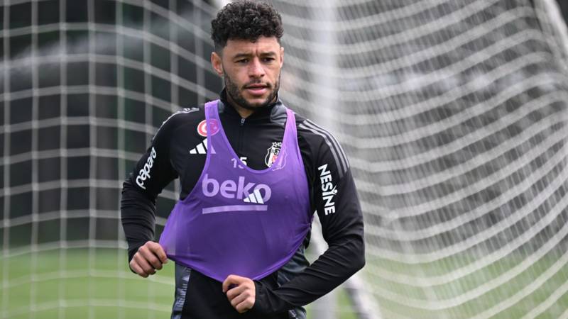 Celtic in advanced talks over Oxlade-Chamberlain