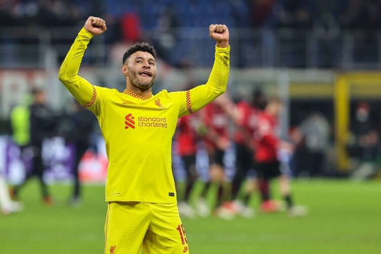 Former Liverpool star Oxlade-Chamberlain joins Celtic
