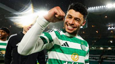 Oxlade-Chamberlain scores late winner on Celtic debut to keep title hopes alive