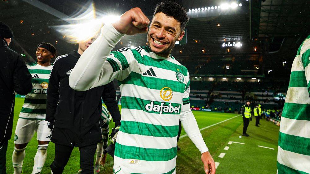 Debut delight for Alex Oxlade-Chamberlain