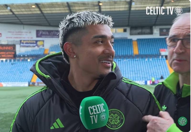 Martin O’Neill’s one liner goes down a treat with Julian Araujo Martin O’Neill’s one liner goes down a treat with Julian Araujo