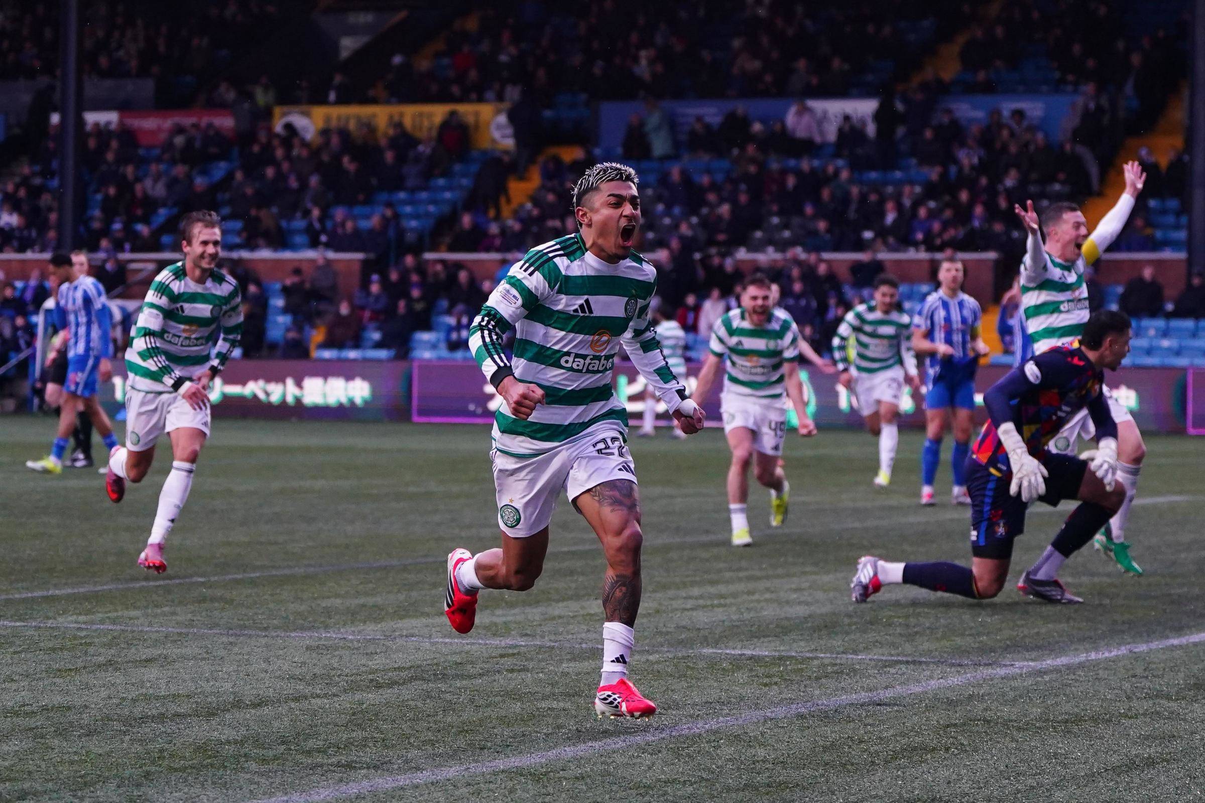 Martin O’Neill’s hilarious reaction to Julian Araujo’s seismic Celtic winner