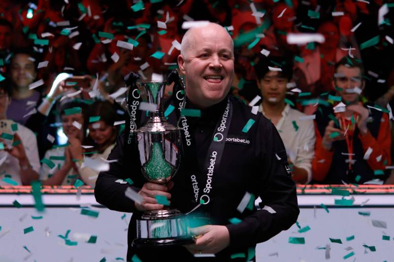 Snooker ace John Higgins questions Reo Hatate’s commitment as he calls for ‘legs’ in Celtic midfield