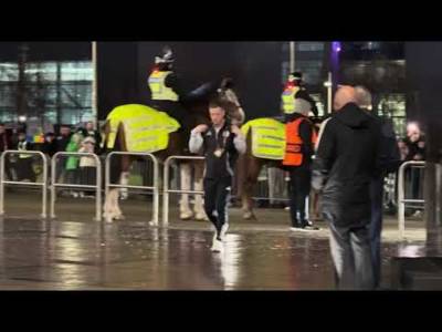 Celtic Team Bus Arriving Before the Celtic V Stuttgart Game!!!