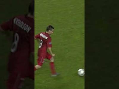 🤔 Which save from the Holy Goalie is your favourite? #CelticFC🍀